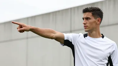 Orebro SK led through Ahmed Yasin's free-kick but conceded a 92nd-minute set-piece equaliser to Helsingborg, dropping two...