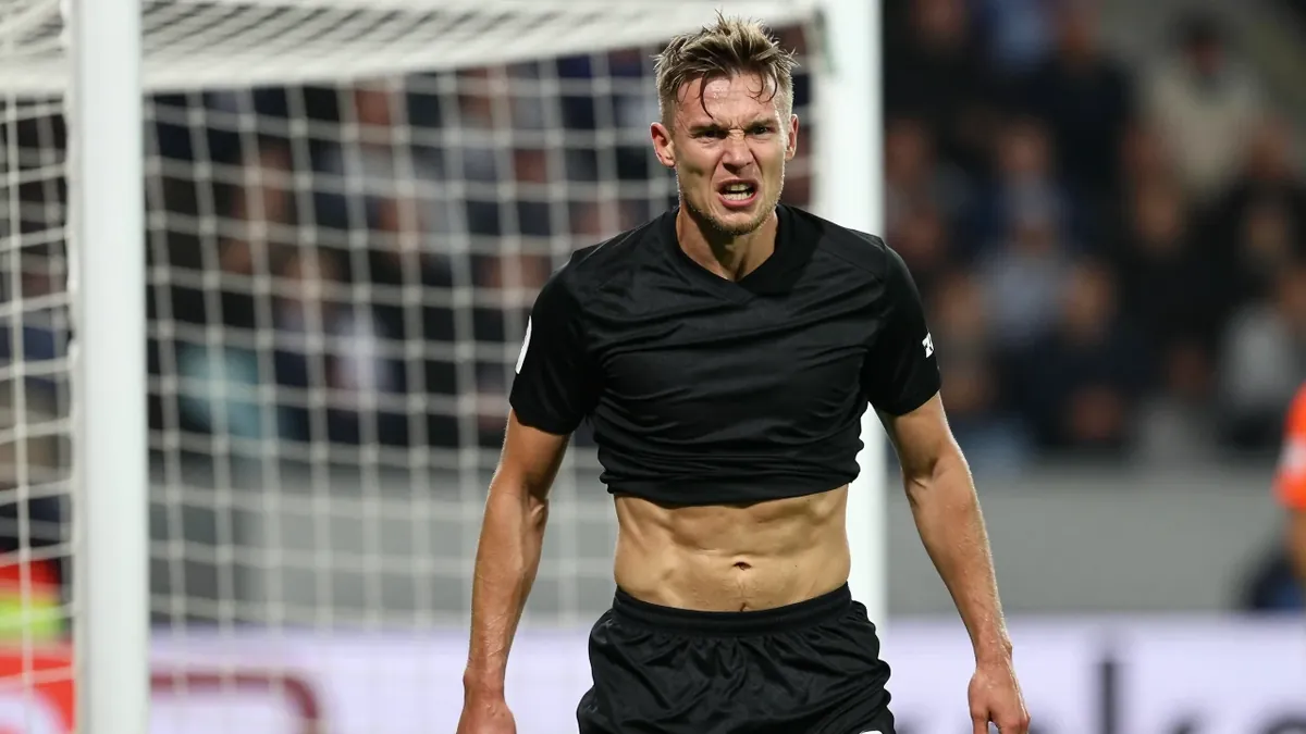 Orebro SK led through Ahmed Yasin's 77th-minute free kick but conceded a 92nd-minute equalizer in a 1-1 draw at...